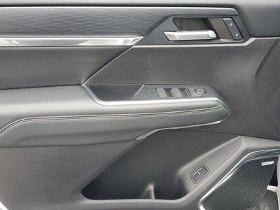 2024 GMC Acadia Elevation