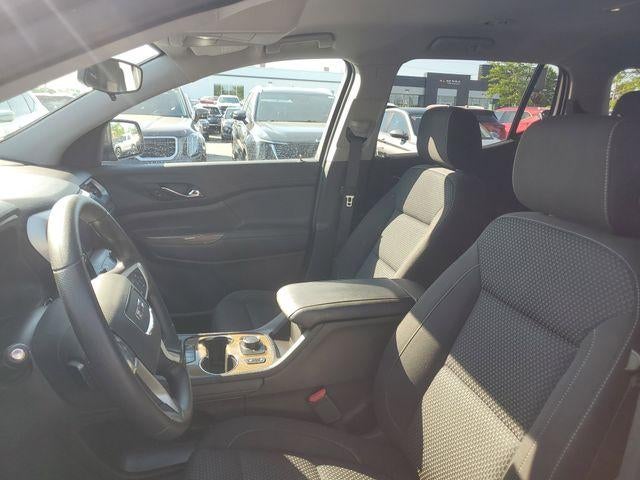 2022 GMC Acadia SLE