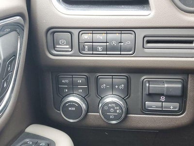 2022 GMC Yukon SLT