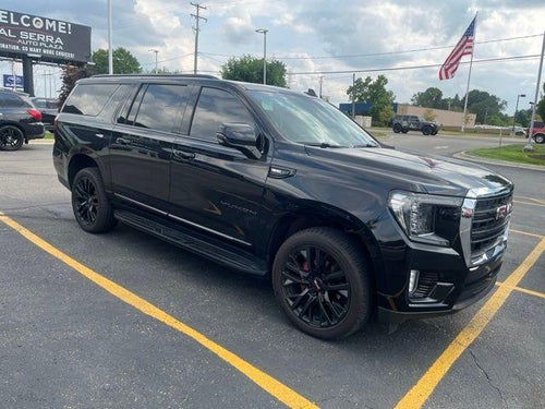 2023 GMC Yukon XL SLT