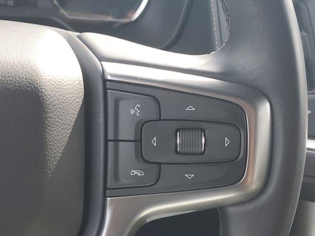 2023 Chevrolet Suburban LS