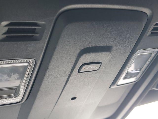 2023 Chevrolet Suburban LS