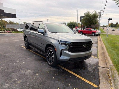 2024 Chevrolet Suburban RST