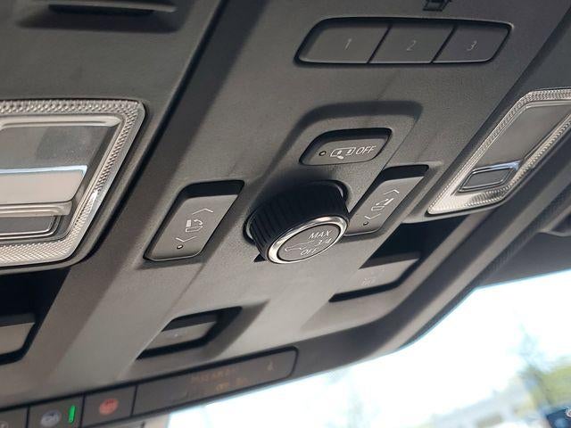 2021 Chevrolet Suburban Premier