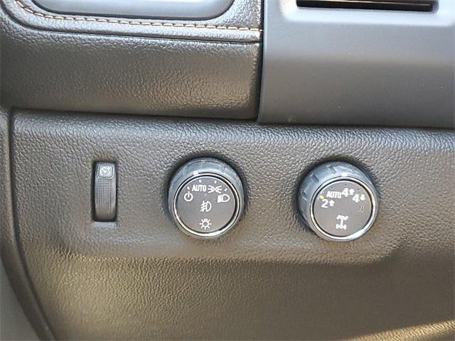 2022 GMC Canyon AT4 - Leather