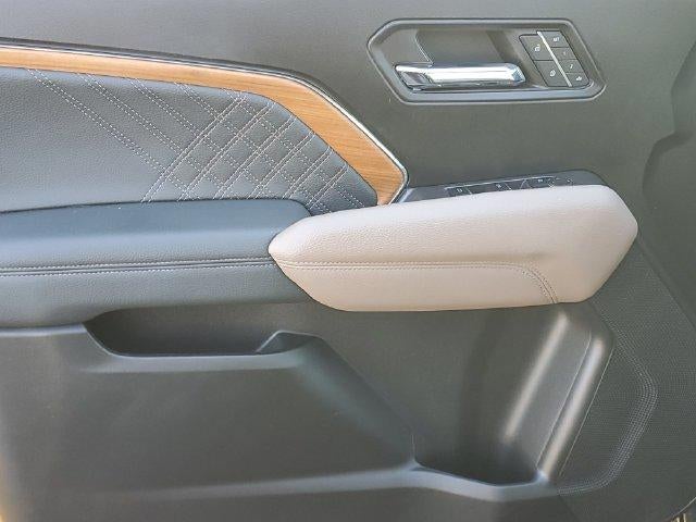 2023 GMC Canyon 4WD Denali