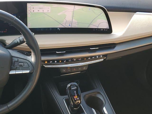 2024 Cadillac XT4 Luxury