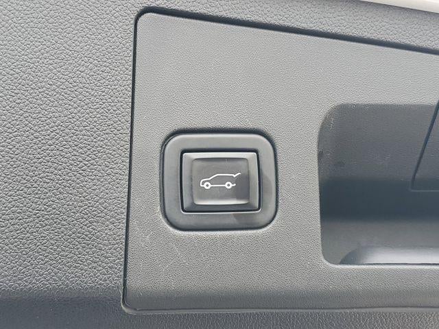 2021 Cadillac XT4 AWD Premium Luxury