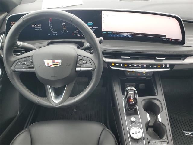 2024 Cadillac XT4 Premium Luxury