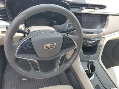2019 Cadillac XT5 Luxury FWD