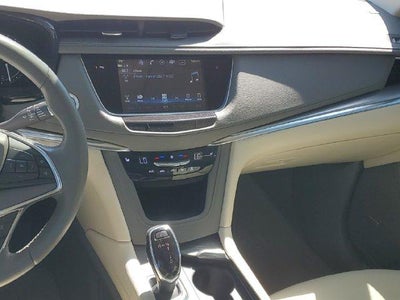 2018 Cadillac XT5 Luxury AWD