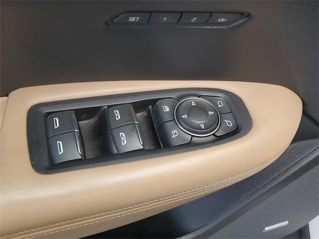 2017 Cadillac XT5 Platinum AWD