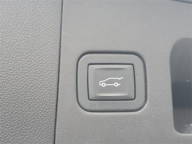 2017 Cadillac XT5 Platinum AWD