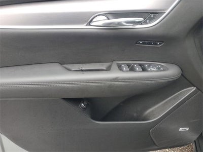 2025 Cadillac XT6 Luxury