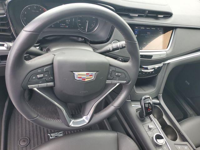 2024 Cadillac XT6 Luxury