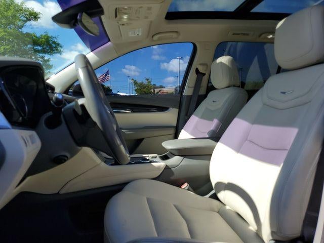 2022 Cadillac XT6 Premium Luxury