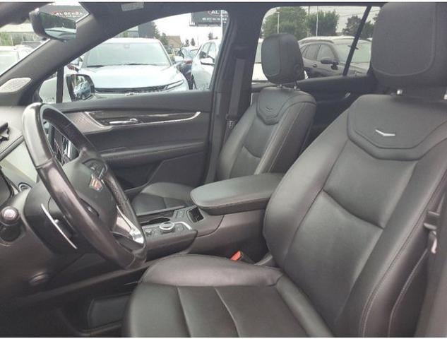 2022 Cadillac XT6 Sport