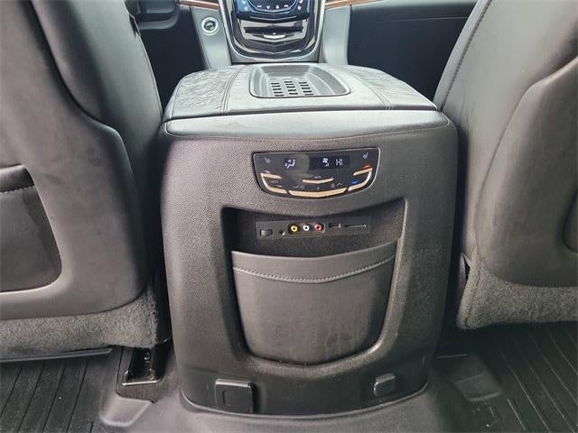 2015 Cadillac Escalade Luxury