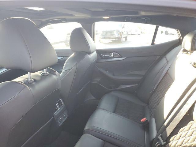 2022 Nissan Maxima SR