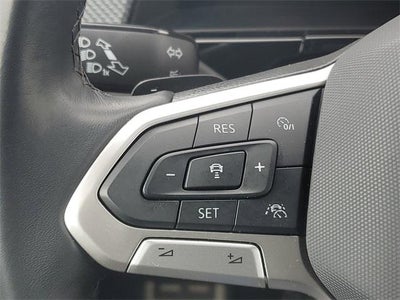 2024 Volkswagen Atlas Cross Sport 2.0T SEL Premium R-Line