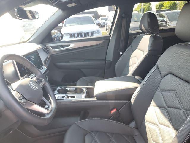 2025 Volkswagen Atlas Cross Sport 2.0T SE w/Technology