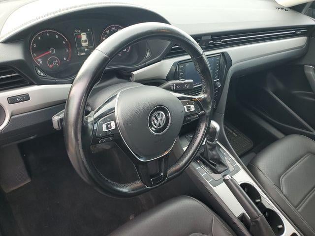 2020 Volkswagen Passat 2.0T SE