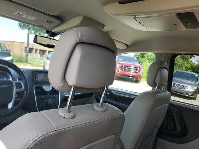 2013 Chrysler Town & Country Touring-L