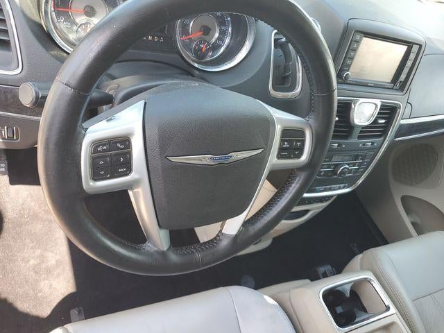 2013 Chrysler Town & Country Touring-L