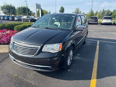 2016 Chrysler Town & Country Touring-L Anniversary Edition