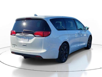 2019 Chrysler Pacifica Touring Plus