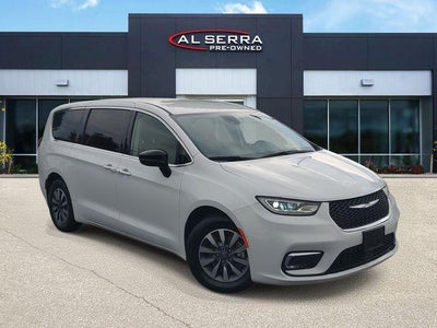 2024 Chrysler Pacifica Hybrid Select