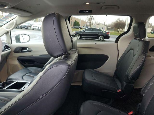 2022 Chrysler Pacifica Touring L AWD