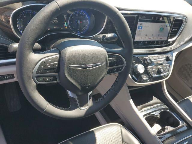 2024 Chrysler Pacifica Limited AWD