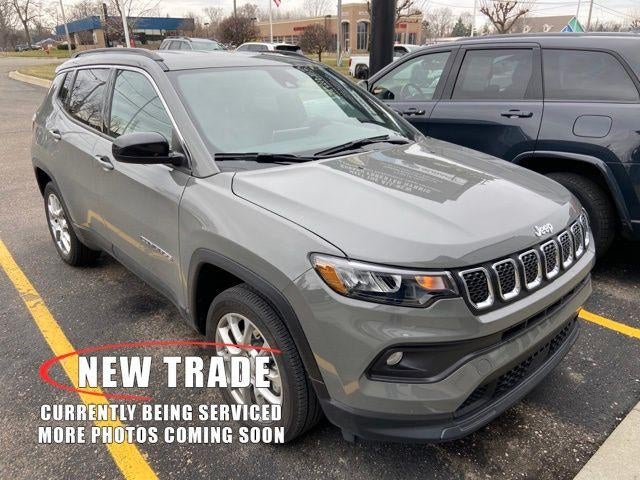 2023 Jeep Compass Latitude Lux