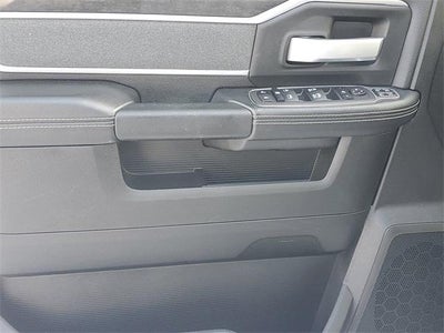 2023 RAM 3500 Big Horn Crew Cab 4x4 6'4" Box