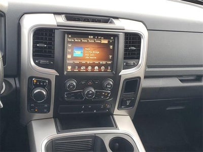 2017 RAM 1500 Big Horn Crew Cab 4x4 5'7" Box