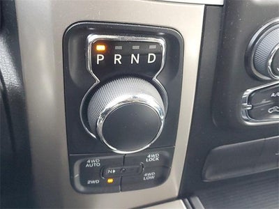 2017 RAM 1500 Big Horn Crew Cab 4x4 5'7" Box