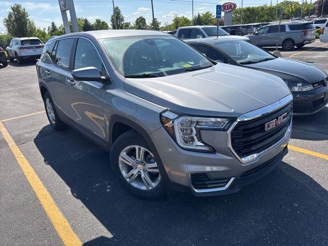 2024 GMC Terrain SLE FWD's photo