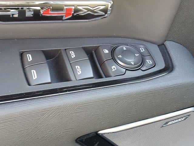 2025 GMC Sierra 1500 AT4X