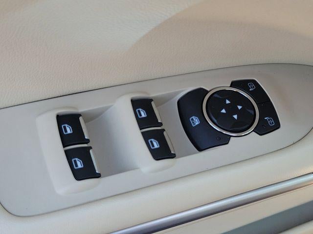 2014 Lincoln MKZ Base