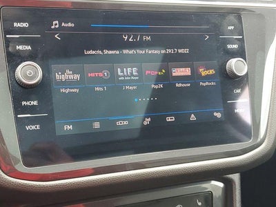 2023 Volkswagen Tiguan 2.0T SE