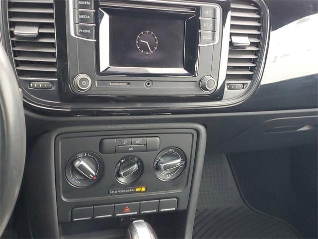 2016 Volkswagen Beetle 1.8T S