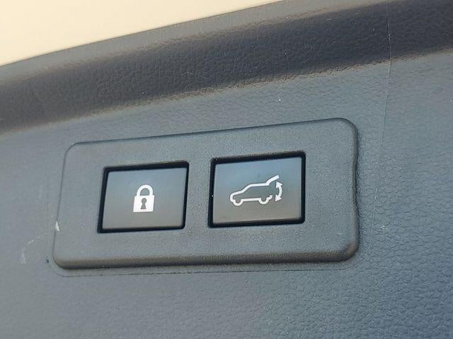 2022 Subaru Outback Touring