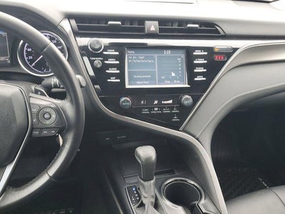 2020 Toyota Camry SE