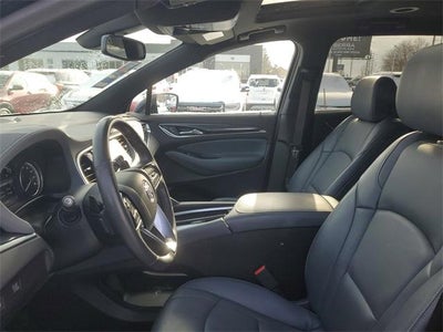 2022 Buick Enclave Essence