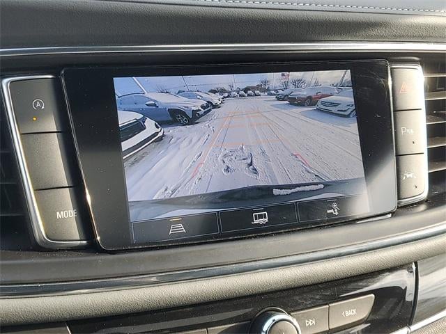 2022 Buick Enclave Essence