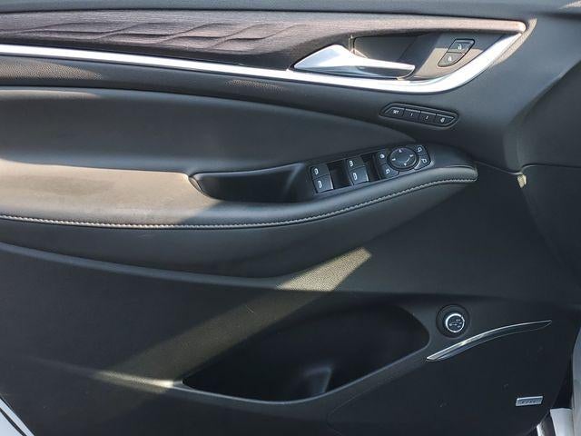 2022 Buick Enclave Avenir