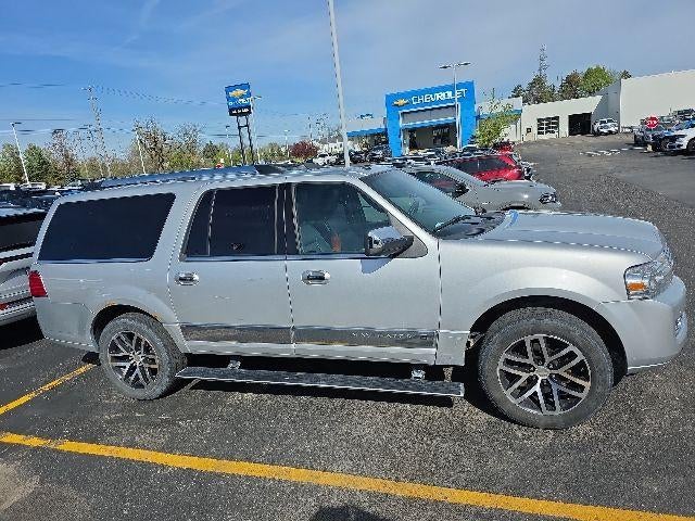 2014 Lincoln Navigator L Base