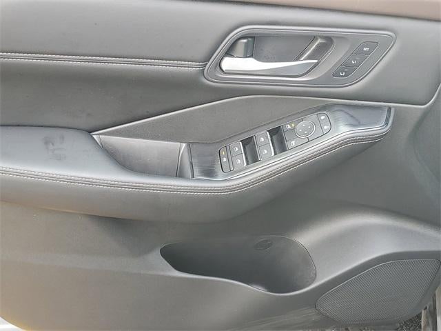 2023 Nissan Rogue SL Intelligent AWD