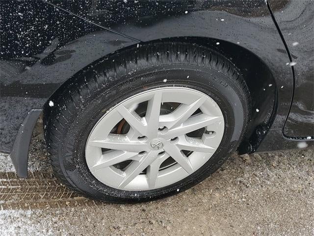 2012 Toyota Prius v Five